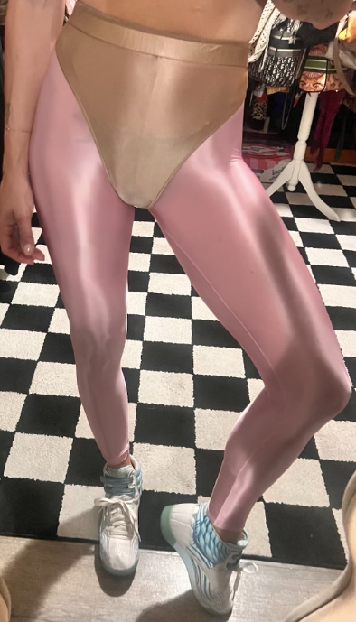 Cotton Pink leggings with colored briefs